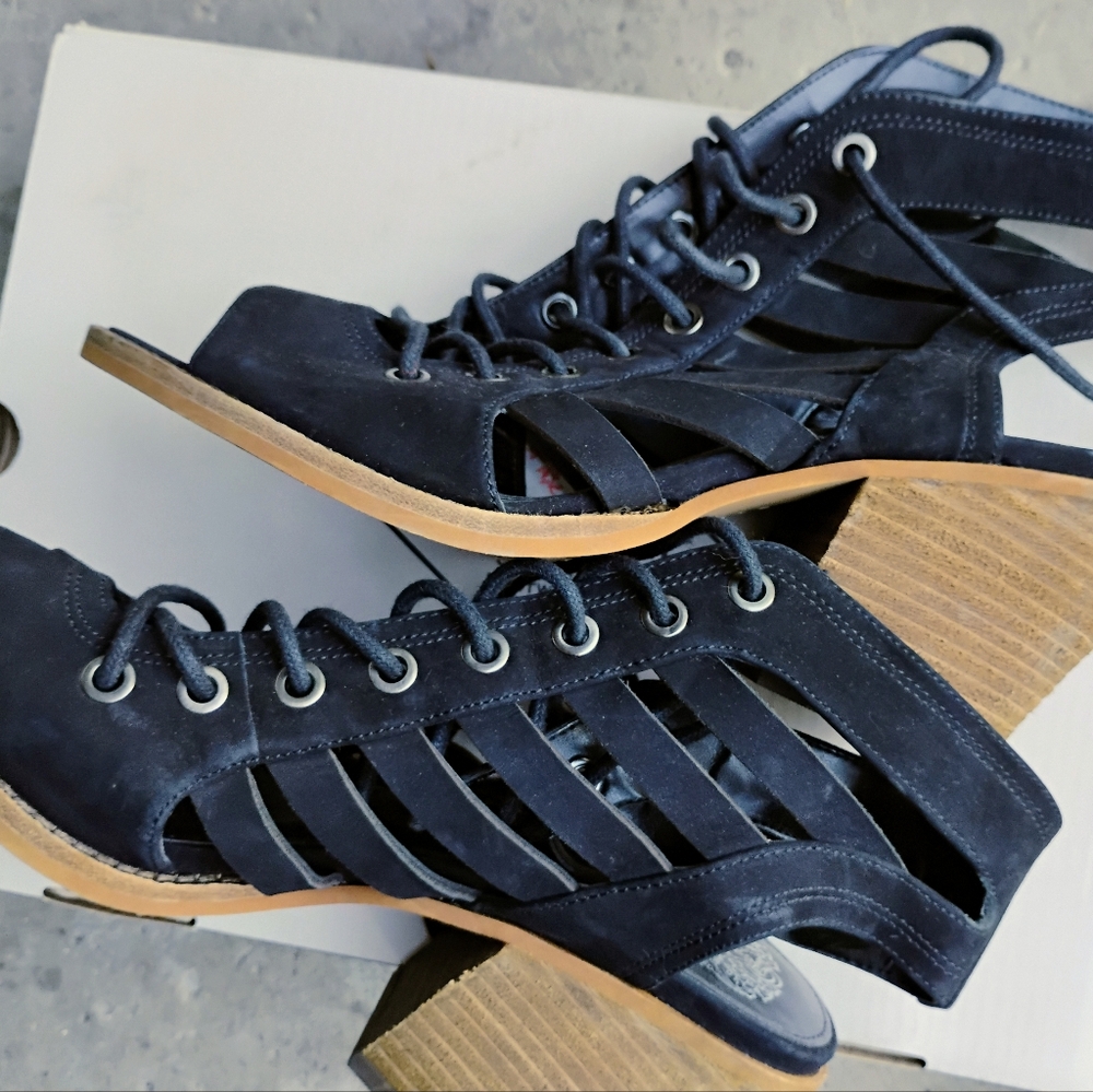 Vince Camuto suede sandals